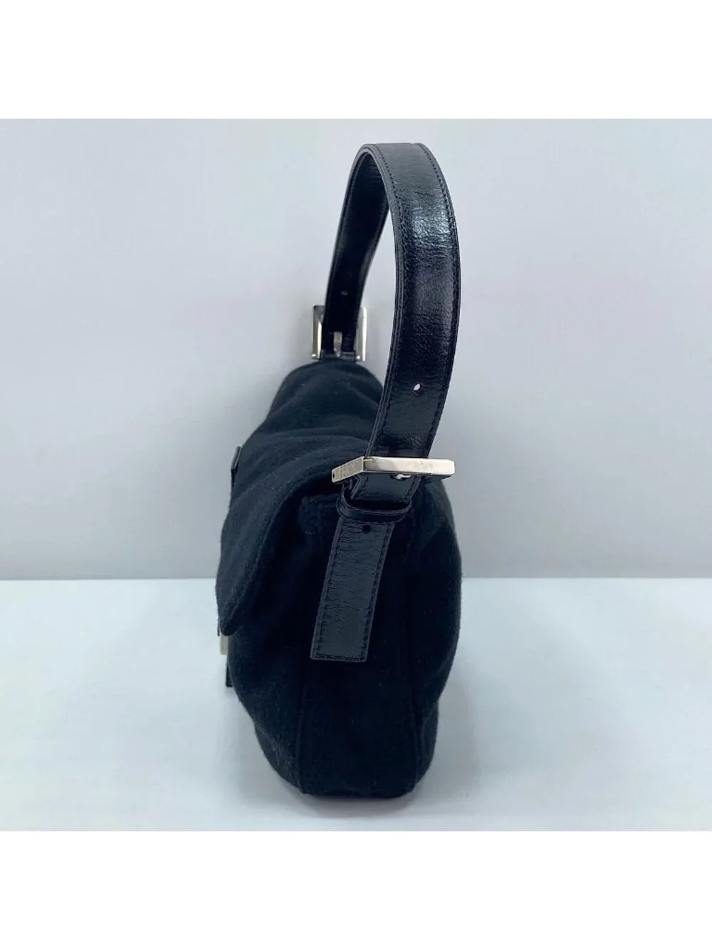 Fendi Shoulder Bag Mamma Bucket - Picture 6 of 10